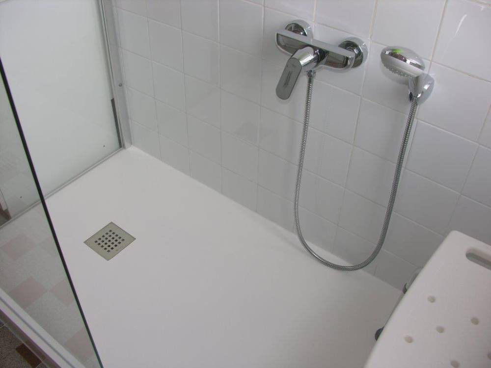 salle de bains accès PMR